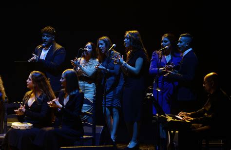 Las Im Genes De As Canta Nuestra Tierra En Navidad