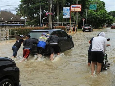 Anomali Cuaca Bpbd Sumsel Peringatkan Daerah Ini Waspada Banjir