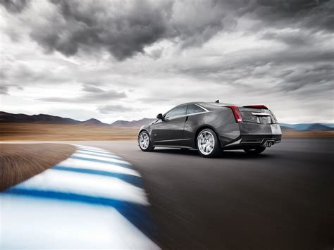 Download Car Cadillac Vehicle Cadillac Cts V 4k Ultra Hd Wallpaper