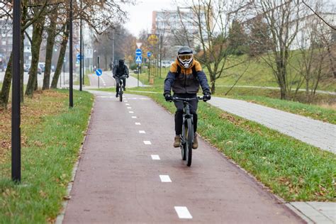 Pietinėje Vilniaus Dalyje Užbaigta Svarbi Dviračių Takų Jungtis