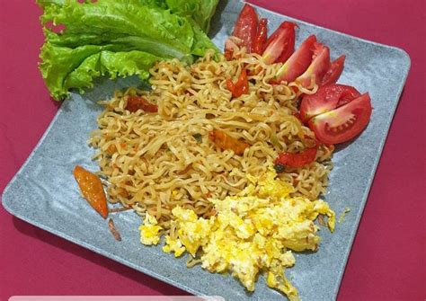 Resep Indomie Goreng Pedas Oleh Deswita Muharni Cookpad