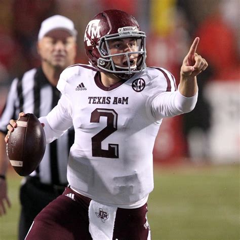Johnny Manziel Must Be Considered Front Runner For Heisman Trophy