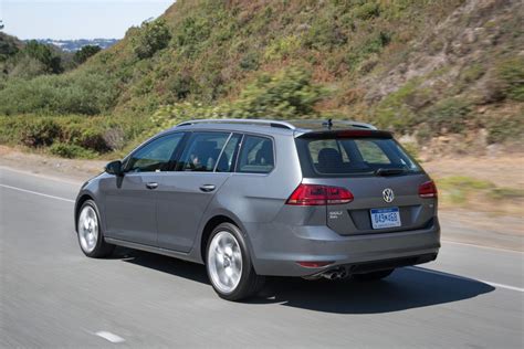 The Volkswagen Golf TDI Sportwagen is a nifty, thrifty hauler - CNET