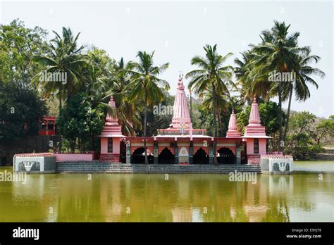 Ramdara Prabhu Ramchandras Temple With Waterfront Loni Kalbhor