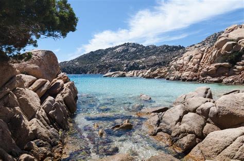 Cala Bonito Coticcio Na Ilha Italiana De Caprera Foto De Stock Imagem