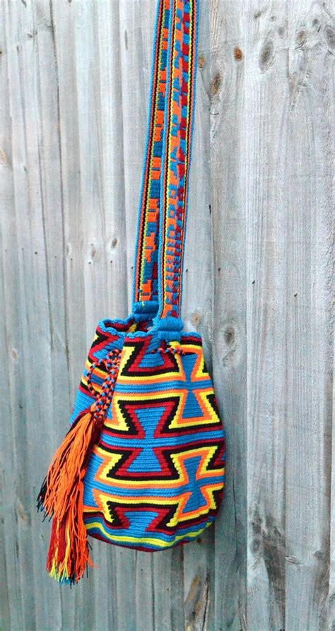 Authentic Colombian Wayuu Mochila Bag Traditional Size Tapiz De