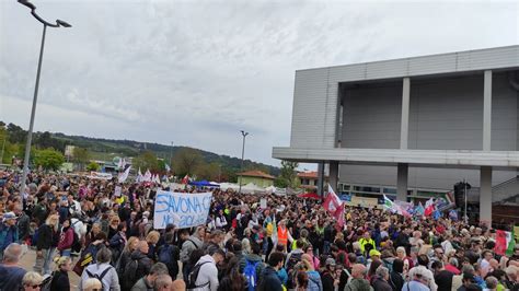 1 Maggio Grandiosa Manifestazione A Pesaro Contro Il Biolab E