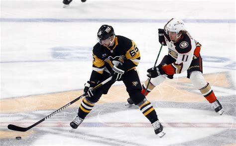 Late Goal Hands Pittsburgh Penguins Third Loss Of Home Stand The