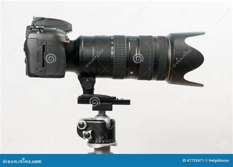 Dslr With Long Lens Stock Illustration Image 47733471