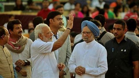 Modi Vs Manmohan Govt केंद्र की गलत नीतियों ने देश को 20 साल पीछे धकेल दिया कांग्रेस ने मोदी