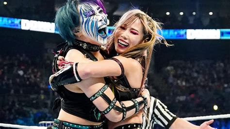 Asuka And Kairi Sane Claim WWE Women's Tag Titles For Damage CTRL On ...