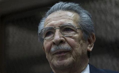 Muere el dictador guatemalteco Efraín Ríos Montt que estaba siendo