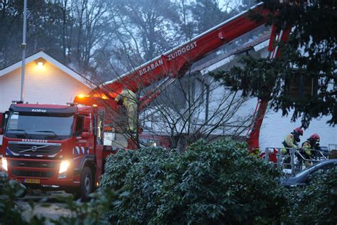 Brandweer Blust Brand In Schoorsteen Van Woning Aan De Haagdoorn In Geldrop