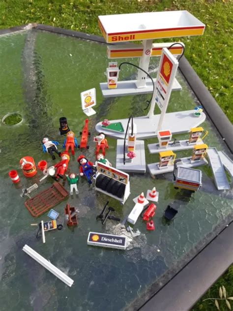 PLAYMOBIL 3437 VINTAGE 1981 Shell Garage Petrol Station People And