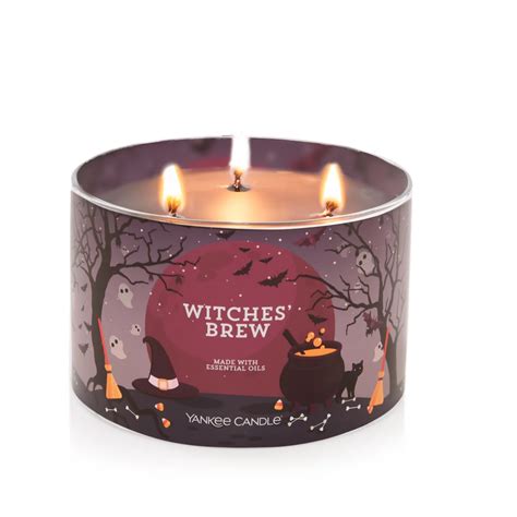 Yankee Candle S Halloween Collection Is Here On Sale For Off