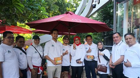 Forum Csr Dki Jakarta Gelar Cfd Clean Up Jelang Padmamitra Award News