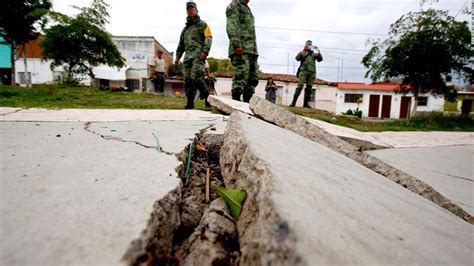 Los Impactos Del Sismo En Colima Y Michoacán Dejan A Cientos De