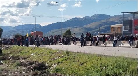 Los Tiempos On Twitter Cochabamba San Benito Bloquea Exigiendo