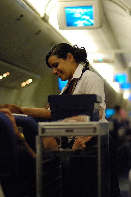 18 photos of El Al flight attendants, the most beautiful in the world ...