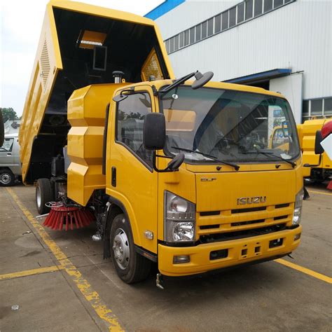 Isuzu Cbm High Pressure Water Washing Road Sweeper Truck China