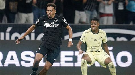 Botafogo Perde Para O Corinthians Por X E Chega A Derrota Seguida