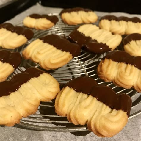 La Recette Des Sprits Biscuits Sablés Au Chocolat Succulente Obsession