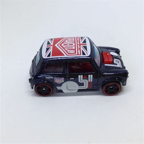 Julian S Hot Wheels Blog Morris Mini Nightburnerz Magnus