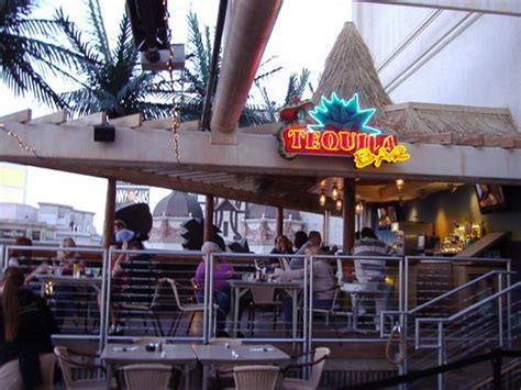 Group & Event Photos at Margaritaville Restaurant Las Vegas