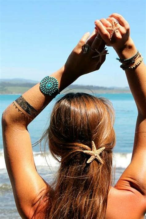 Cute Beach Hairstyles You Ll Love Fustany