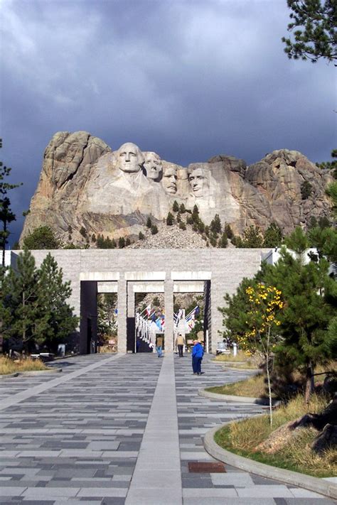 Keeping Up With The Times Mount Rushmore National Memorial Us