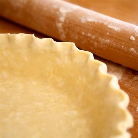 Easy Flaky Pie Crust Recipe A Well Seasoned Kitchen®