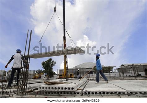 Worker Installation Hollow Core Slab Construction Stock Photo (Edit Now) 369643829