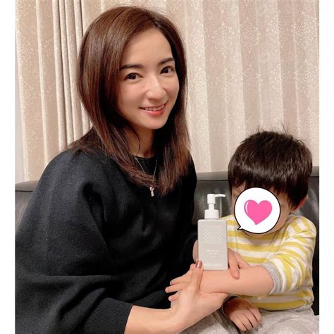 Mayuko Watanabe 渡辺真由子さんのインスタグラム写真 Mayuko Watanabe 渡辺真由子instagram「大好きなブランドmarl Marlからskin