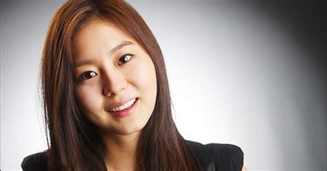 우결 유이 재정 오빠 착하지만 아직 어색