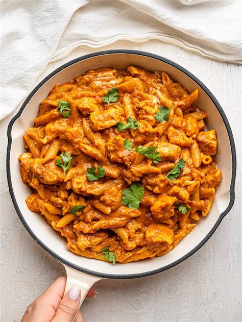 One Pot Butter Chicken Pasta Ready In 30 Minutes