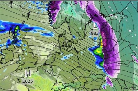 Śnieżyca przejdzie przez Polskę W regionie silny atak zimy 30 50 cm