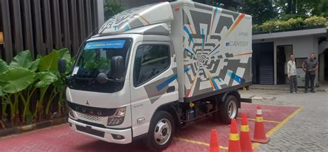 Truk Listrik Mitsubishi Fuso Ecanter Siap Mengaspal Di Indonesia