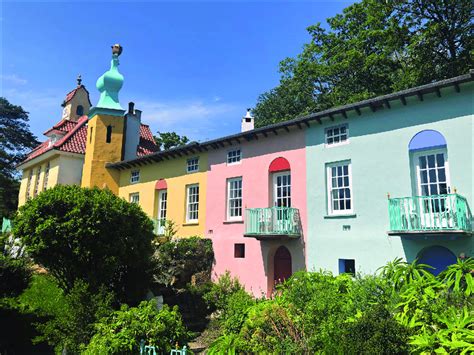 facades  chantry  left  chantry row   colour