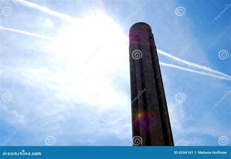 Liberty Memorial Kansas City Stock Image - Image of tall, trails: 6594141