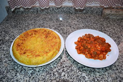 Tortilla De Patatas Magro Con Tomate El Carrer Diario Digital De