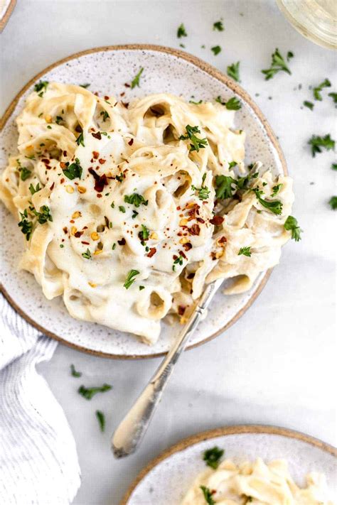 Vegan Alfredo Sauce With Fettuccine Eat With Clarity