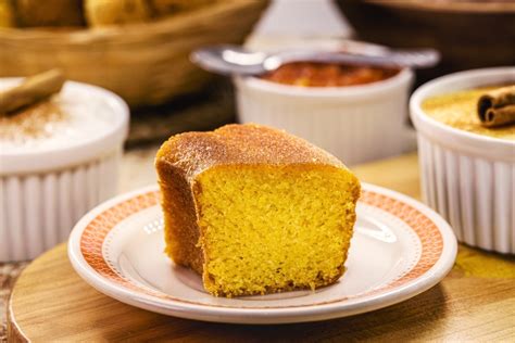 Bolo de milho mais saudável sem lactose e sem glúten