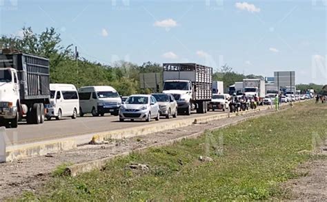 Transportistas protestan y cierran la carretera Mérida Campeche