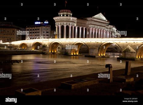 Museo Arqueol Gico De Macedonia Y El Puente De Las Civilizaciones En El