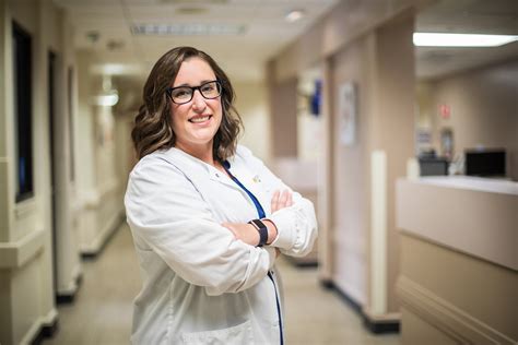 Labor And Delivery Staff Rn Stephanie Receives Nurse Excellence Award