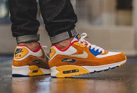 Nike Air Max 90 Curry SneakerFiles