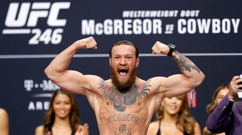 Conor McGregor intimida a Dustin Poirier a través de las redes