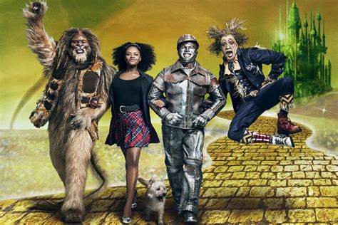 First Look Photos & Footage of Dorothy, Cowardly Lion, Tin Man and ...