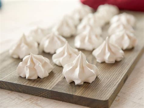 How To Make Meringues Vanilla Meringue Cookies Recipe Ree Drummond