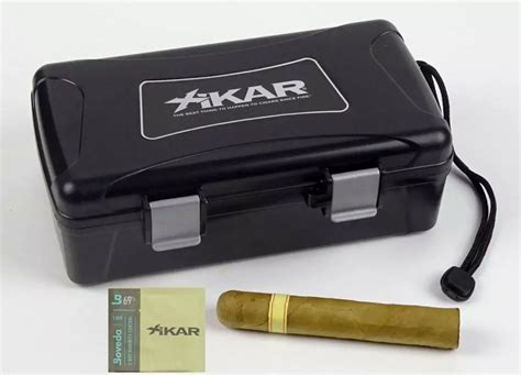 Xikar Reisehumidor für 10 Zigarren schwarz 1210xi raucher xxl